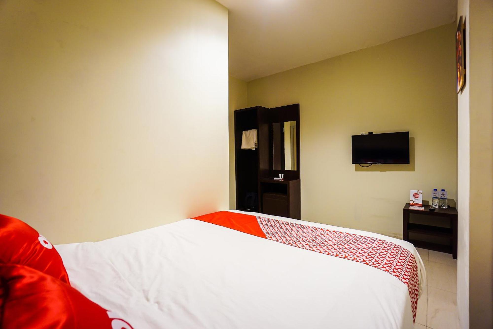 Hotel O Makassar Near Gereja Advent Tikala Baru Formerly Rid'S Hotel Manado Exteriör bild